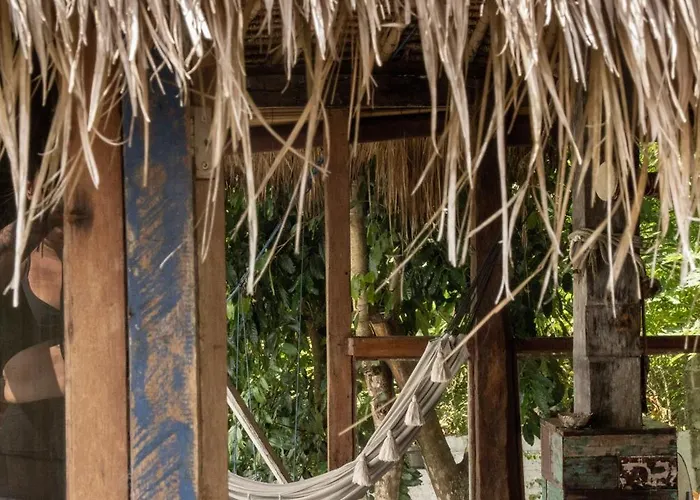 Vertical House Bali ロッジ ウルワツ