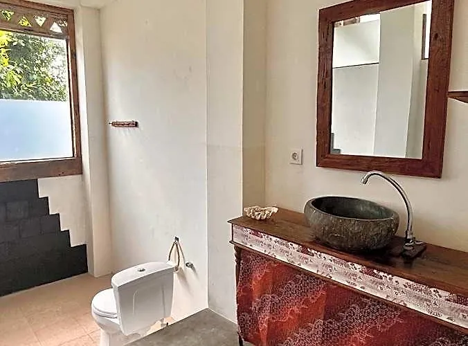 Orman Evi Vertical House Bali Uluwatu