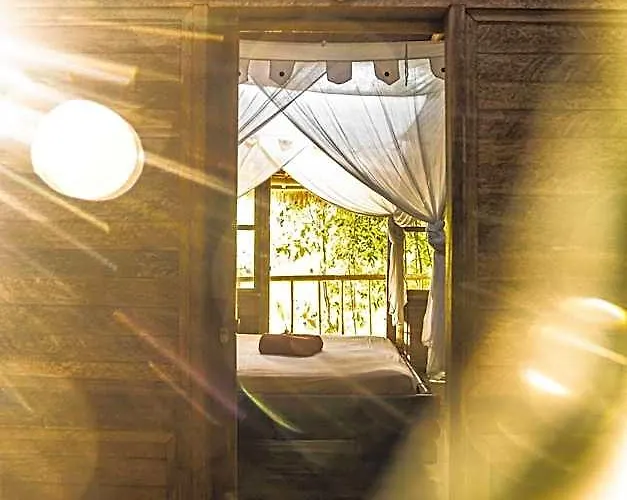 Orman Evi Vertical House Bali Uluwatu